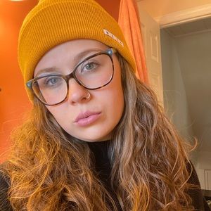 Meet your Posher, Teresa